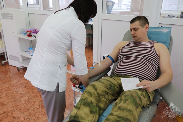 Калужские росгвардейцы приняли участие в донорской акции «Поделись жизнью»