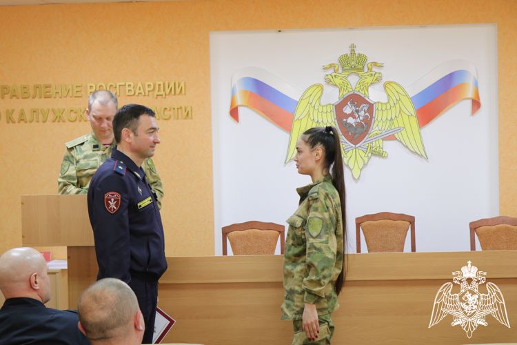 Начальник областного управления Росгвардии поздравил личный состав с профессиональным праздником