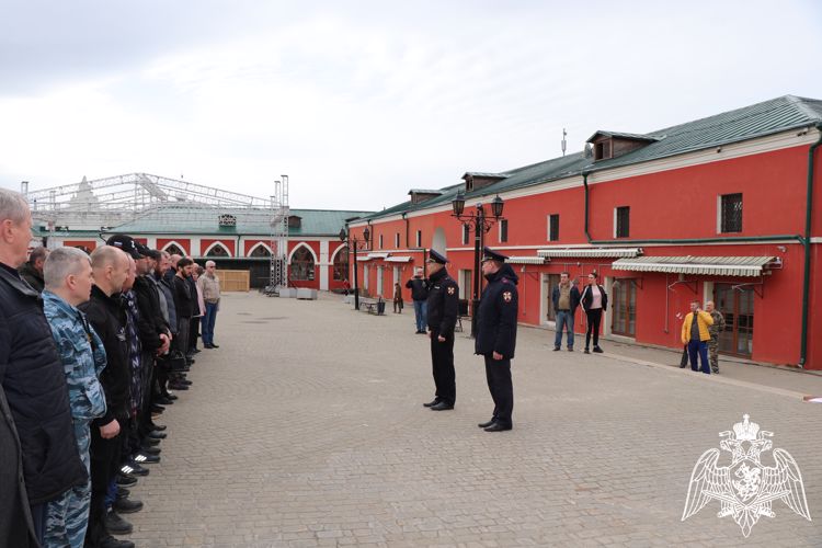 В Калуге прошли соревнования среди работников частных охранных организаций