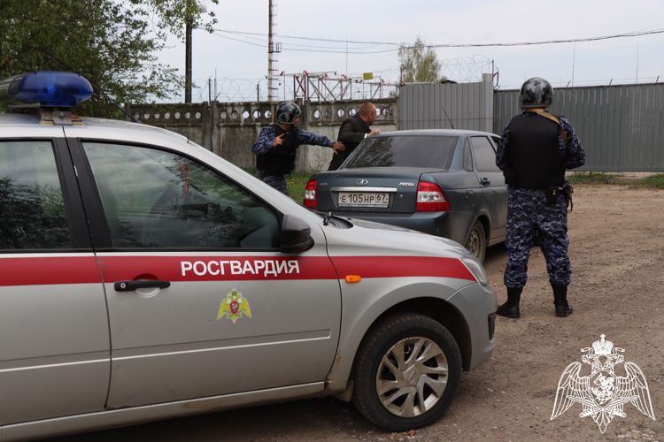 Росгвардейцы приняли участие в тренировке с сотрудниками нефтебазы в Калуге