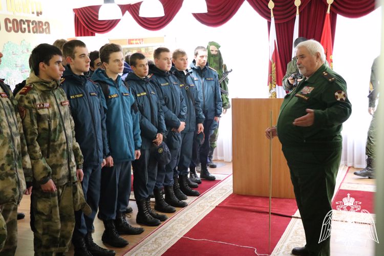 Росгвардейцы приняли участие в военно-патриотической акции «День призывника» в Калуге