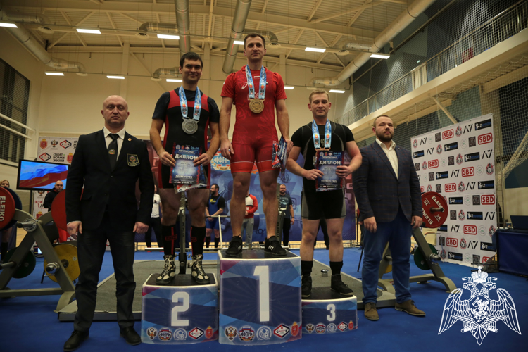 Росгвардеец из Калуги стал чемпионом по пауэрлифтингу