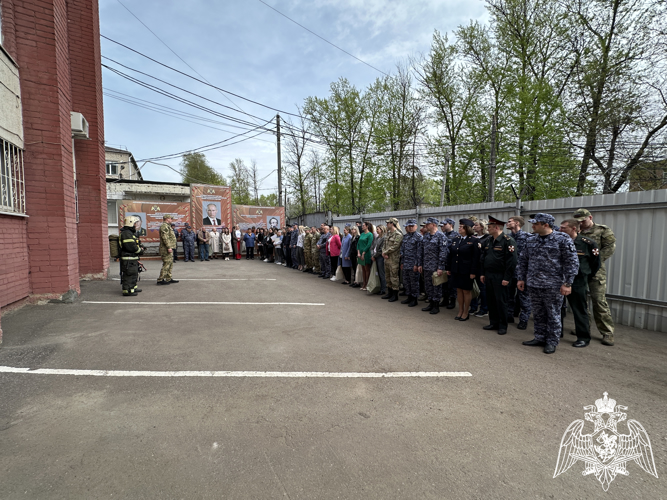 В Управлении Росгвардии по Калужской области прошла практическая тренировка по действиям личного состава в случае возникновения пожара
