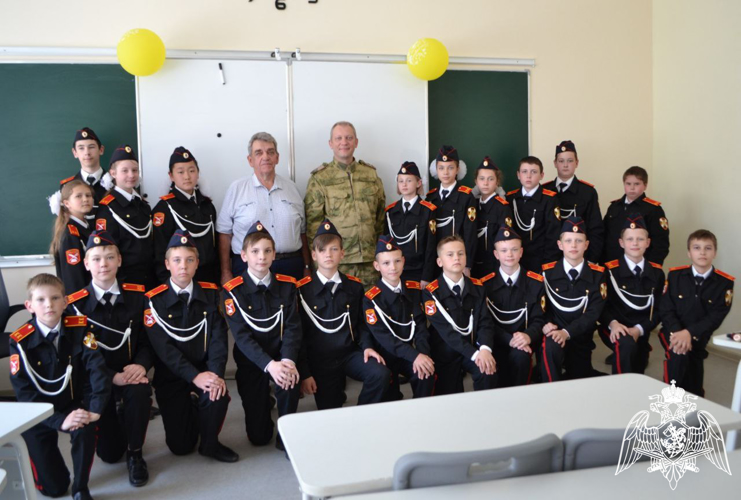 В Калужской области росгвардейцы провели урок мужества