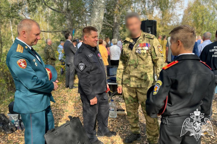 В Калужской области росгвардейцы приняли участие в открытии часовни, посвященной погибшим участникам спецоперации