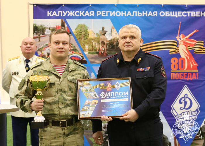 Сотрудники и военнослужащие Росгвардии приняли участие в соревнованиях по стрельбе и футболу среди силовых структур Калужской области