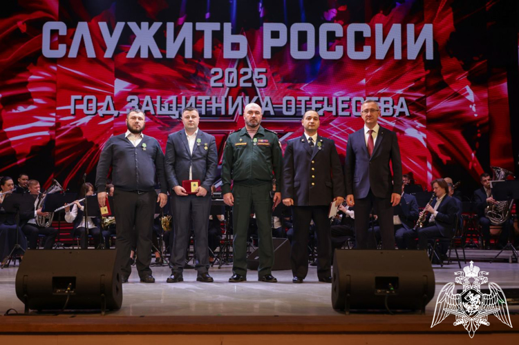 В Калуге заместитель начальника Управления Росгвардии награждён медалью за мужество