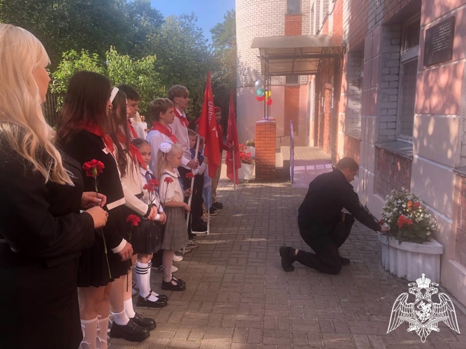 Сотрудники Росгвардии провели урок мужества для школьников, посвященный  Дню  солидарности в борьбе с терроризмом 
