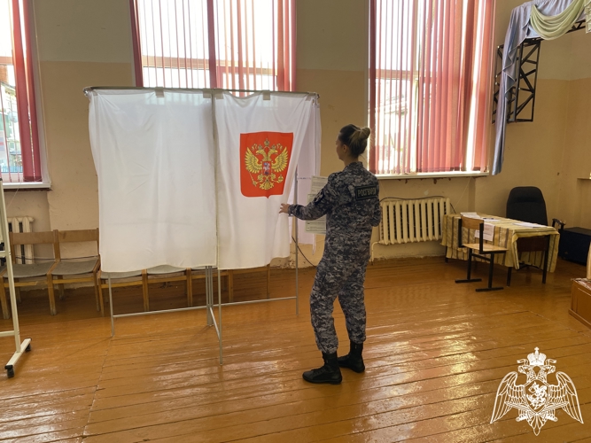 Калужские Росгвардейцы участвуют в Едином дне голосования