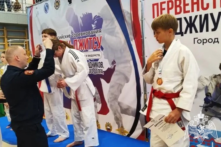 Росгвардейцы стали победителями и призерами всероссийского турнира по джиу-джитсу в Калуге