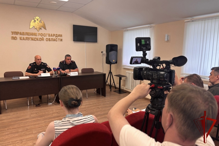 В региональном Управлении Росгвардии на пресс-конференции рассказали о реализации программы по добровольной сдаче оружия на возмездной основе 
