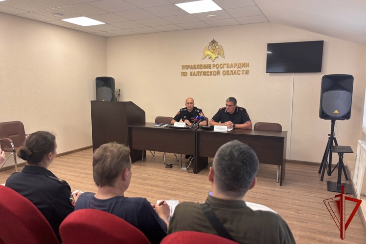 В региональном Управлении Росгвардии на пресс-конференции рассказали о реализации программы по добровольной сдаче оружия на возмездной основе 